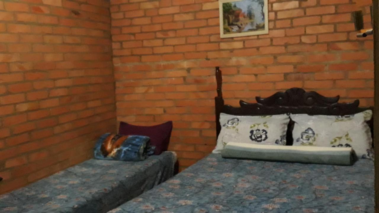 Aconchego Caminho Das Cachoeiras Rio Acima Esterno foto